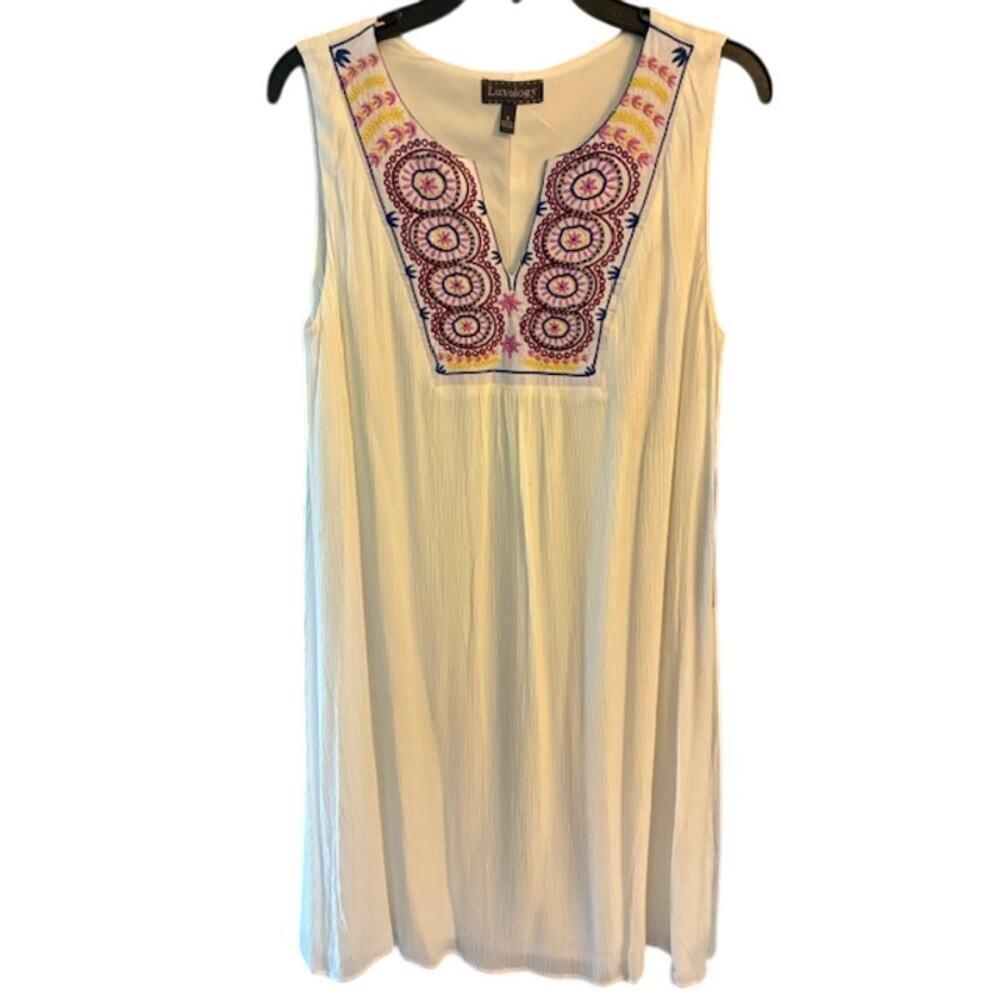 Luxology‎ sleeveless WHITE Lined dress sheath Embroidered Beads SIZE 8